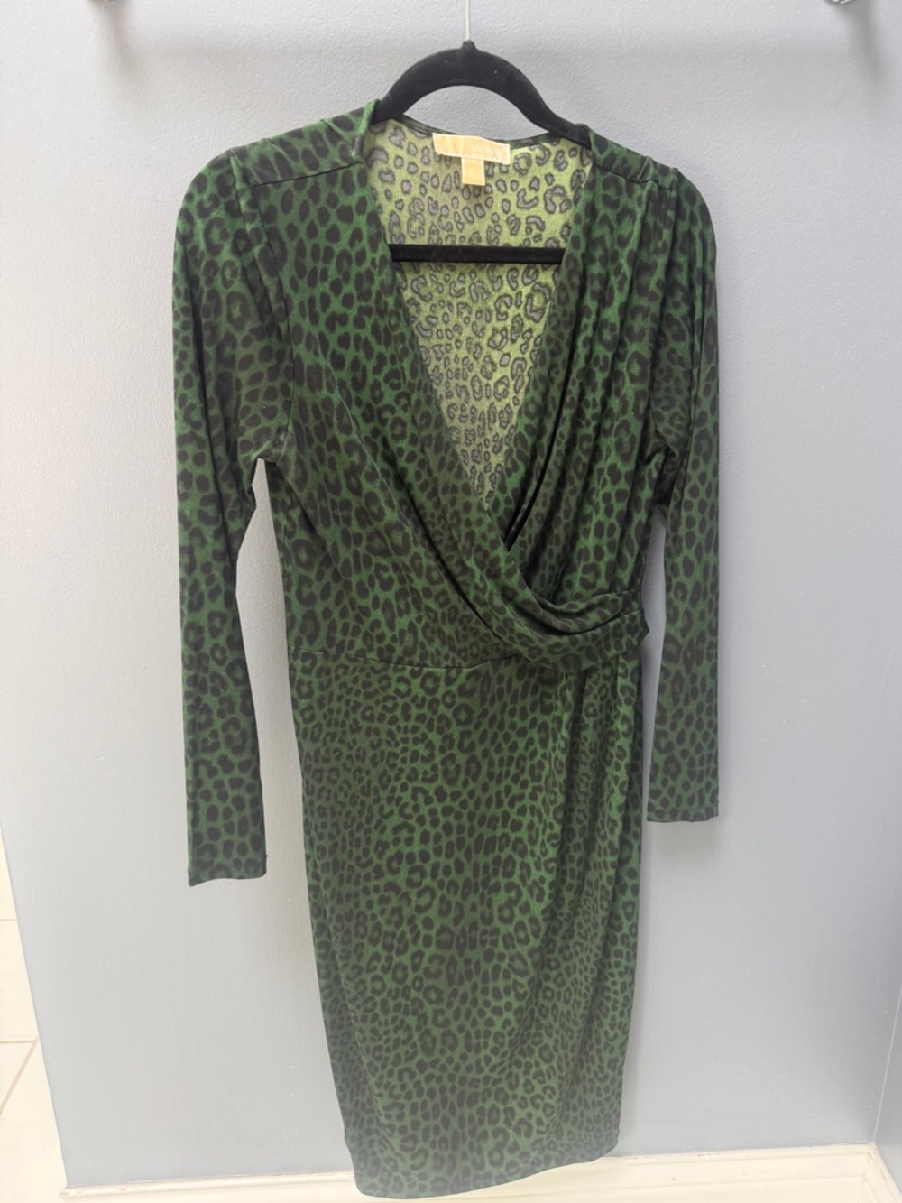 MICHAEL Michael Kors Green Leopard Print Wrap-Style Long Sleeve Dress